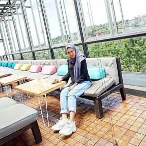 Yuniar Nurcahyani Kinan Dinatie profile icon