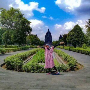 Vina Safitri profile icon