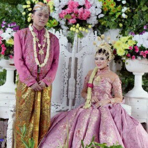 Dina Safitri profile icon