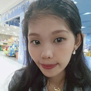 Yuliana Lia profile icon