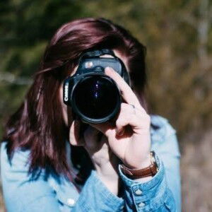 Menche C. Castañeda profile icon