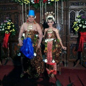 Christya Ningrum profile icon