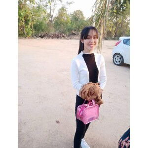 ใบ' เฟริ์น profile icon