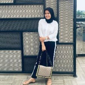 Anggun Mawarni Jamaluddin profile icon