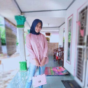 Adek Larasman profile icon