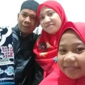 Niar Hasniar profile icon