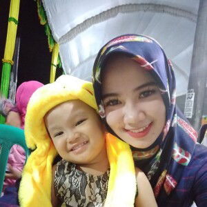 nia yulia profile icon