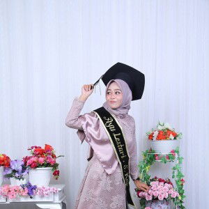 Ayu Lestari Hwi profile icon