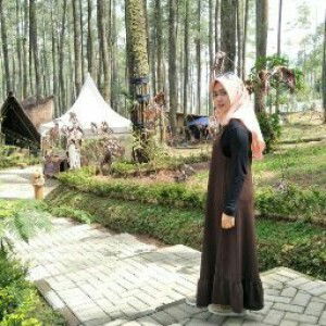 rida ristanti profile icon