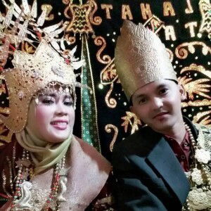 Reva Agustin profile icon