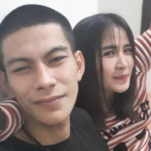 มยุรฉัตร นุราช profile icon