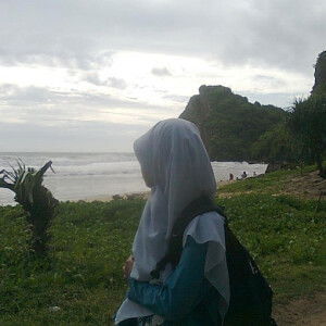 amri setyawati profile icon