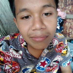 หลวง' แค็มป์ profile icon