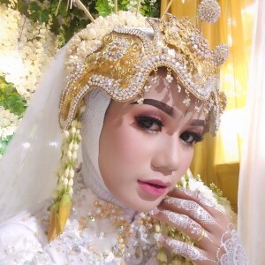 Dessy Puspita Dewi profile icon