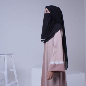 Shenita Zahrah Lathifani profile icon