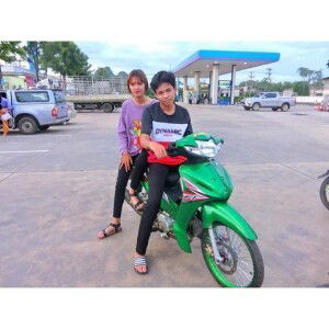 บี' มีน. profile icon