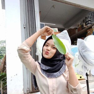 Neni Sariningsih profile icon