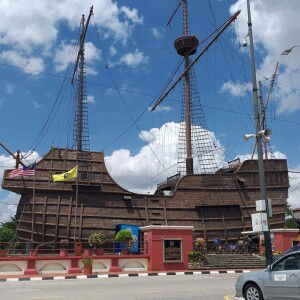 Laila Dzulkifli profile icon