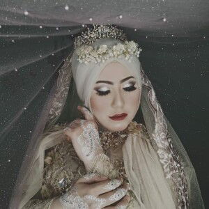 Julia Valencia Pietersz profile icon