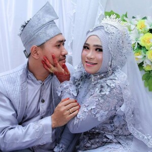 Fitriyani profile icon