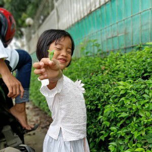 Nadin Apriliani profile icon