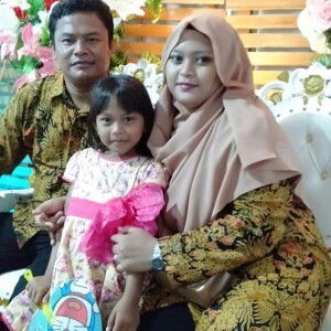 Cici Fira Annissa profile icon