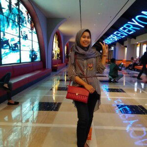 Ratna Juwita profile icon