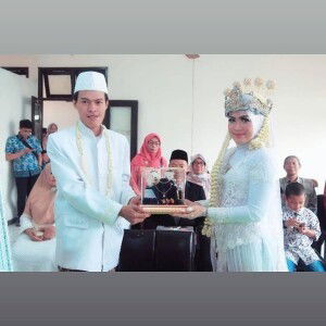 Cherly Apriannarti profile icon