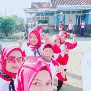 Septi Fitriyani profile icon