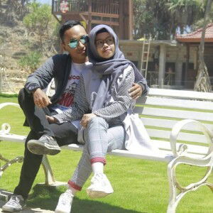 Rizka Rizka profile icon