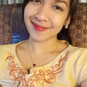 Anne Cruz profile icon