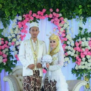 Refa Indriyana profile icon