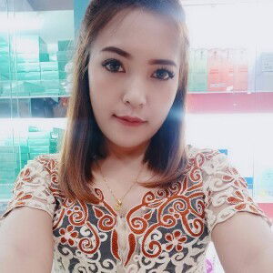 Ria Riany profile icon