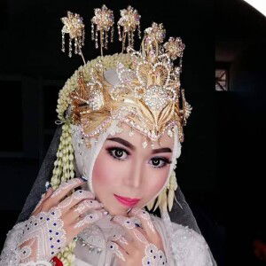 Anita Sari profile icon