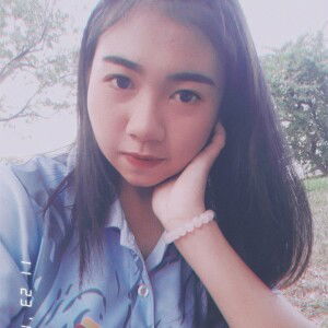 เเพร ไหม. profile icon