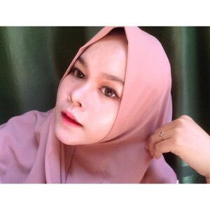 Yusfa Dewi profile icon