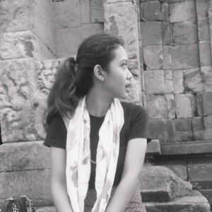 hesthi widyastuti profile icon