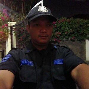 Putri Hasti profile icon