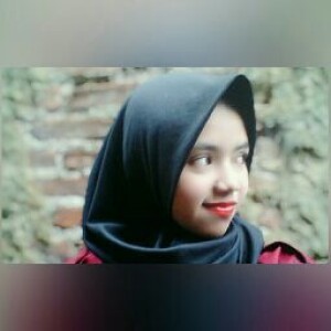 Suci Deyanti profile icon