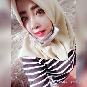 Nhouna Sherlly profile icon