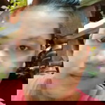 Rozlee Robert profile icon