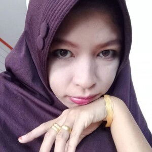 Lia Usliana profile icon