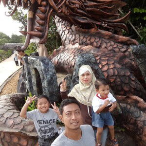 Retna Mutianingsih profile icon