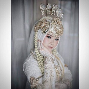 Dwipratiwi profile icon