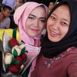 Ivi Novitasari profile icon