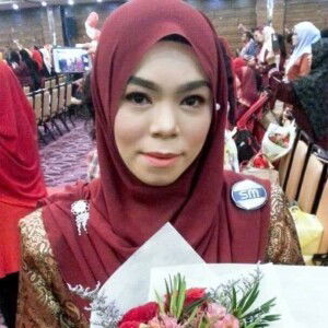 Sridewi Basri profile icon