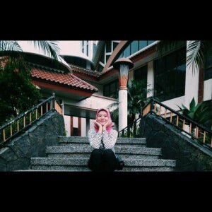 Shella Pratisya profile icon