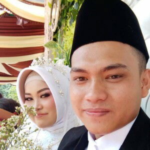 Lia Angraini Sr. profile icon