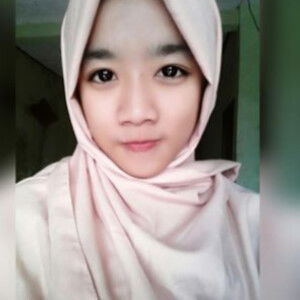 Yuli Wahyuni profile icon