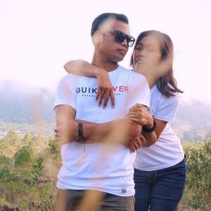 Astuti Sari profile icon